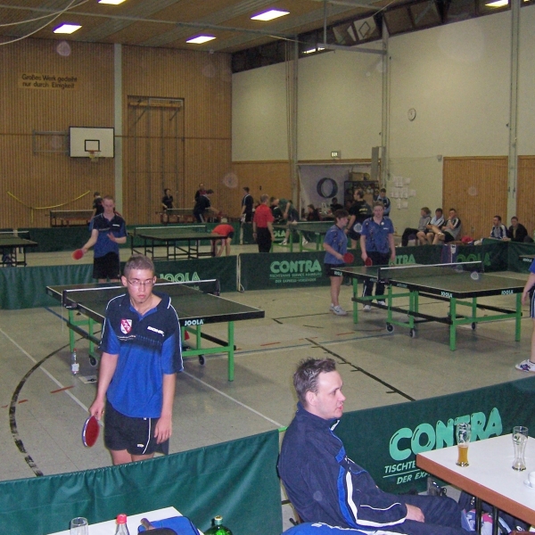 Nachtturnier 2006: Großes Teilnehmerfeld beim zweiten TT-Nachtturnier in Waldangelloch